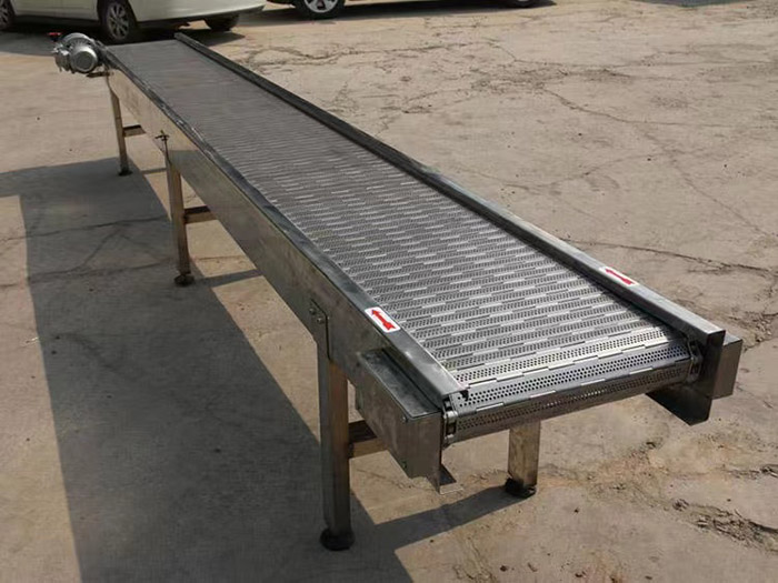 鏈板輸送機(jī)